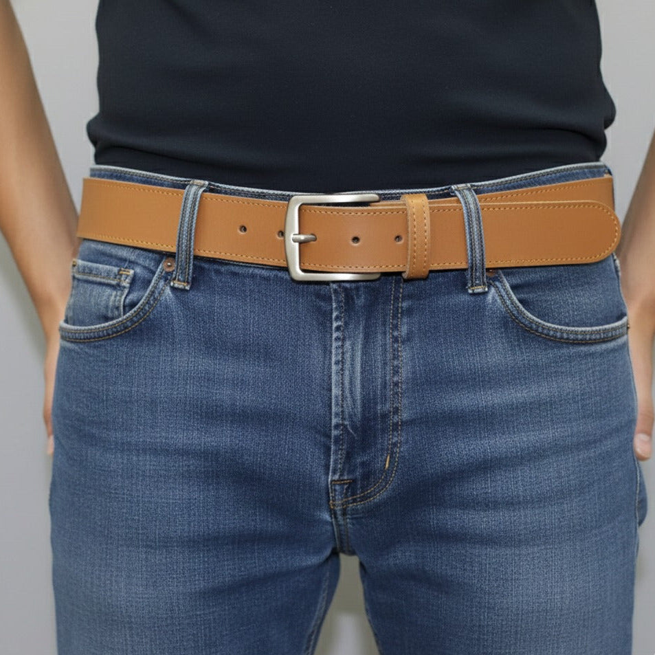 Men wearing camel brown plain leather belt with jeans